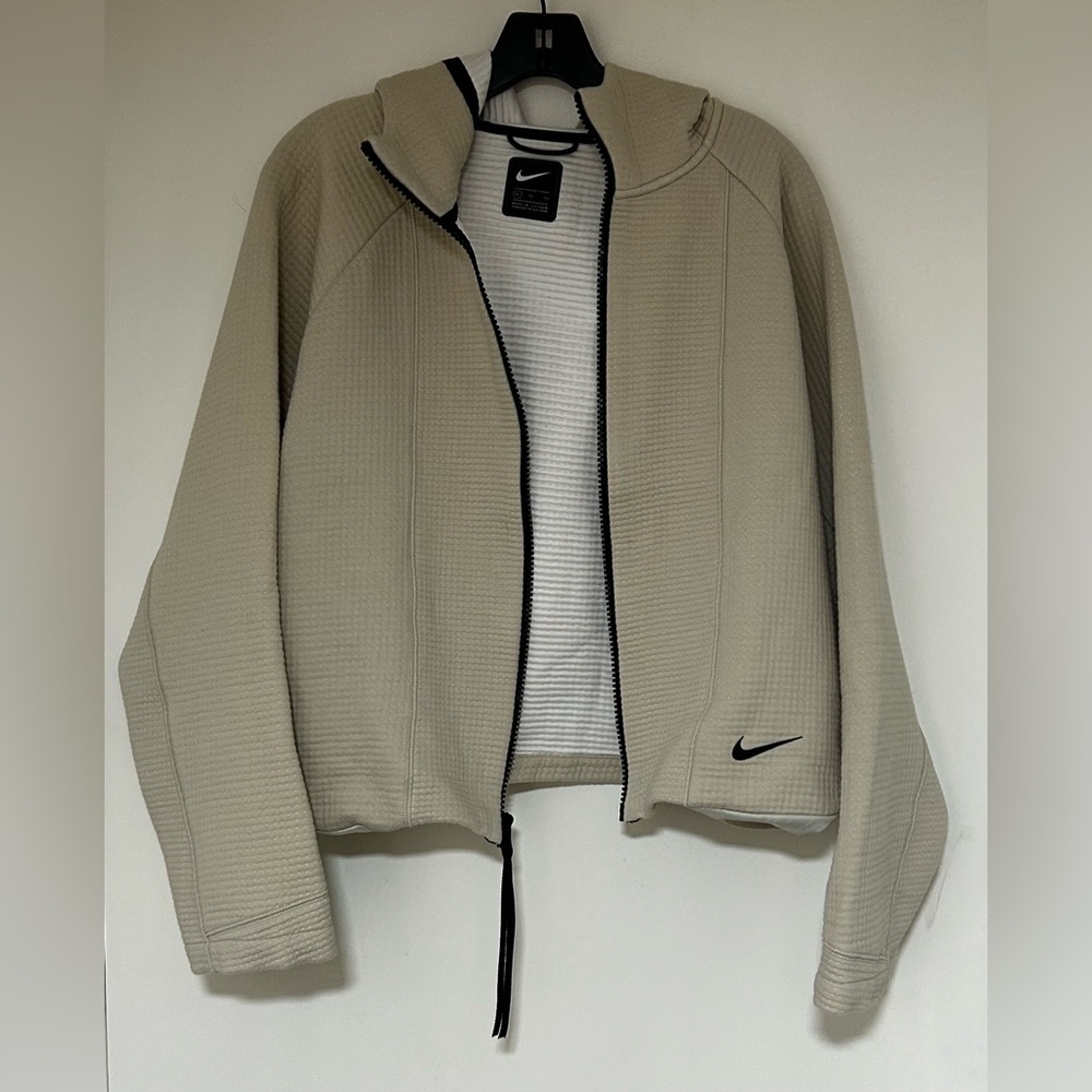 Nike Women’s Sportswear Tech Fleece Engineered Full-Zip Hoodie in Oatmeal Sz XL - Picture 6 of 11